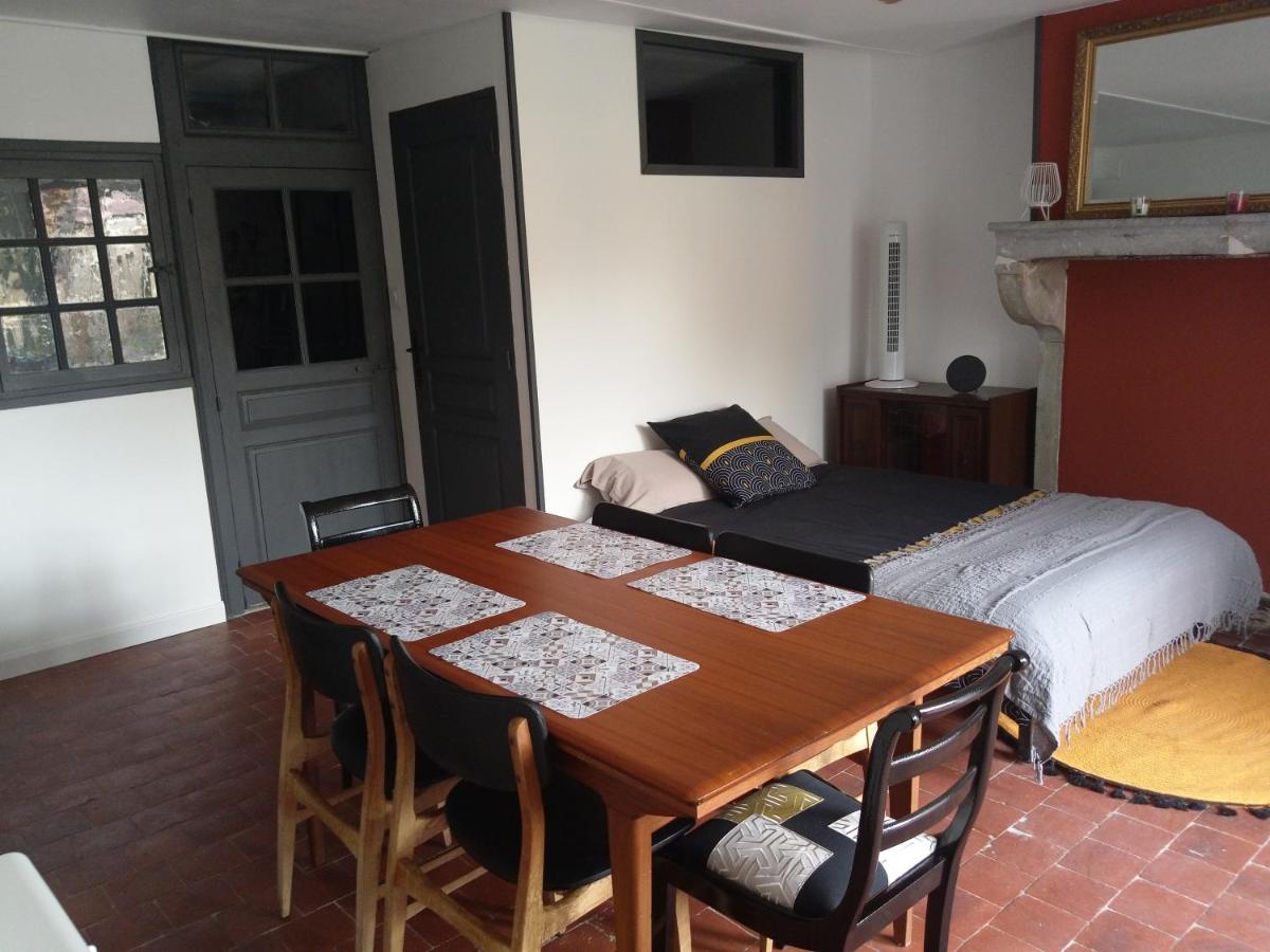 Le Manoir De Cocelle Bed and Breakfast Paris-lʼHôpital Εξωτερικό φωτογραφία